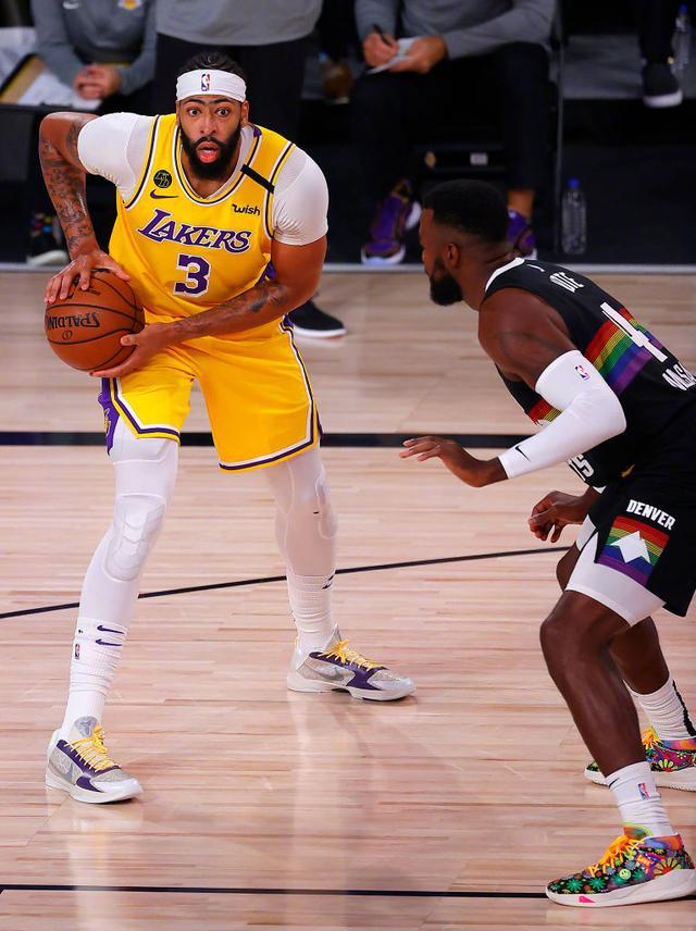 九游网页版游戏中心清晨波士顿凯尔特人调整名单以备国王杯莱万多夫斯基在湖人比赛中失利，赛前丹佛掘金备战NBA季后赛都惊呆了的简单介绍