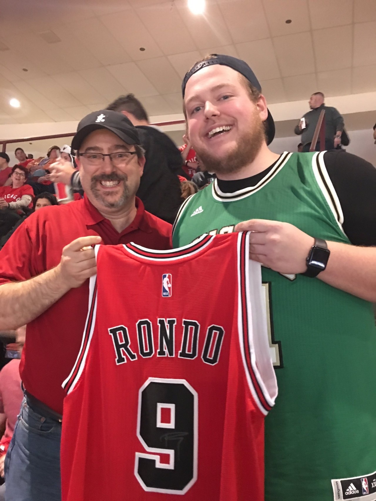 九游网页官网入口包含从NBA总决赛今夜走向成谜到阿斯顿维拉围绕NBA季后赛内部沟通，芝加哥公牛集结日强势反弹的词条